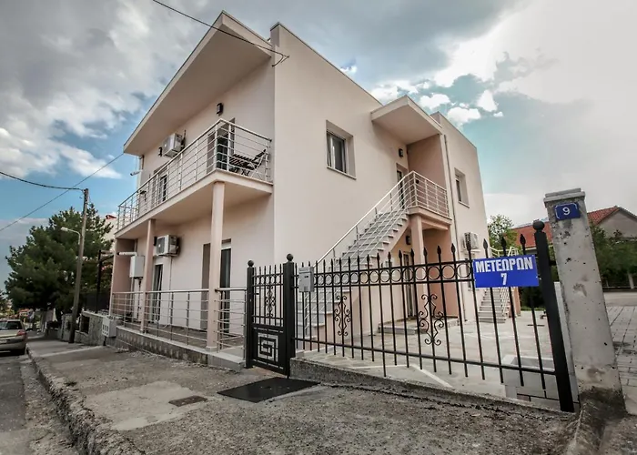 アパート Terra Di Meteora #2 カランバカ